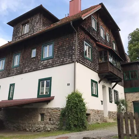 Apartment Felsenwhonung/apartement Murau